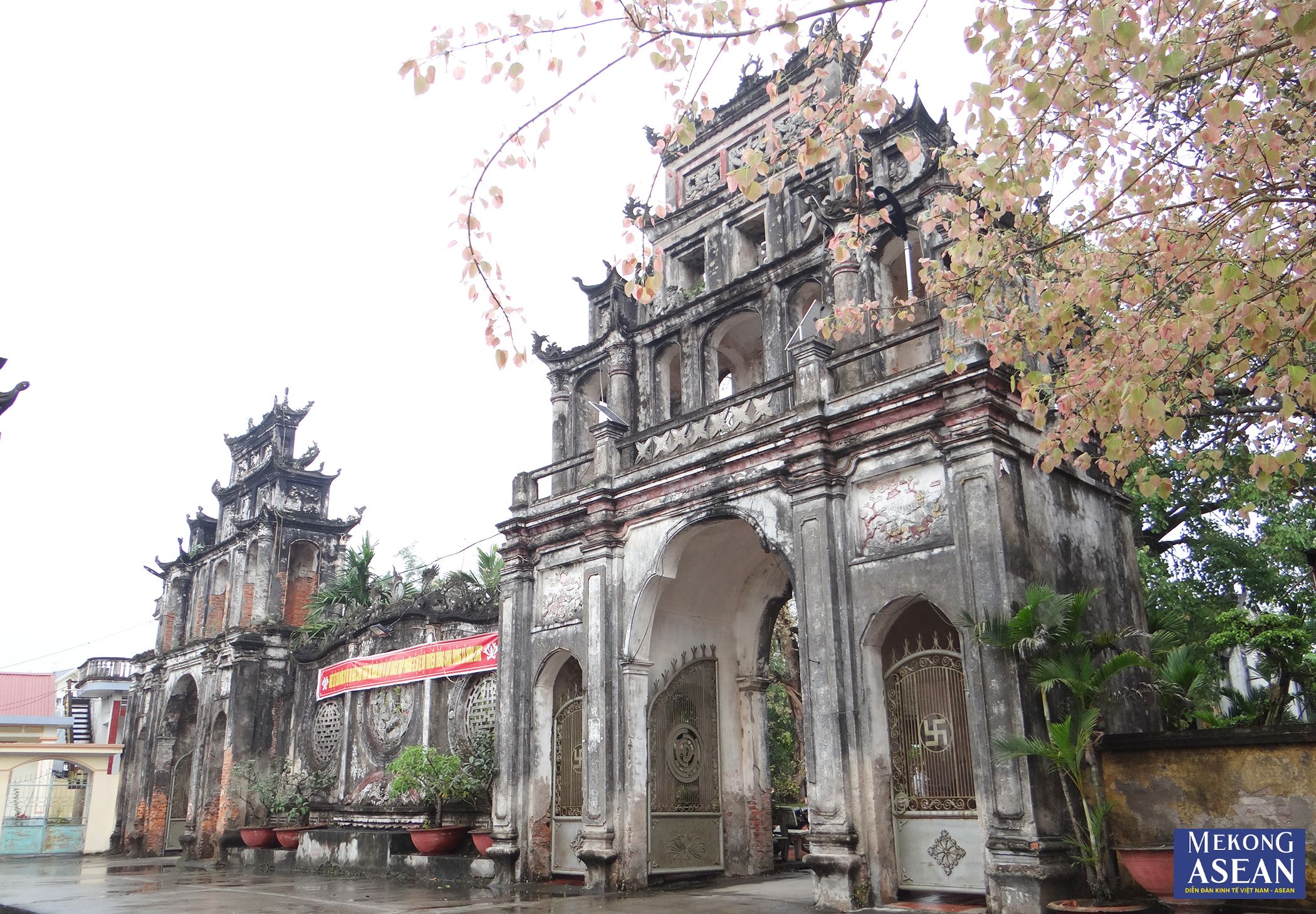 Đến Hải Dương trải nghiệm di tích, lễ hội truyền thống chùa Trông