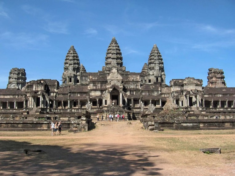 Khu đền Angkor - Biểu tượng trên quốc kỳ Campuchia ảnh 1