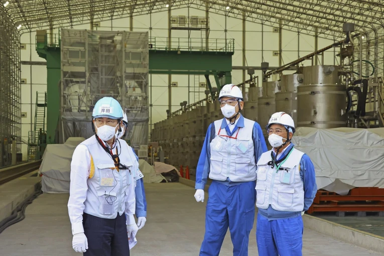 Nhật Bản sẽ xả nước thải nhà máy điện hạt nhân Fukushima từ 24/8 ảnh 1