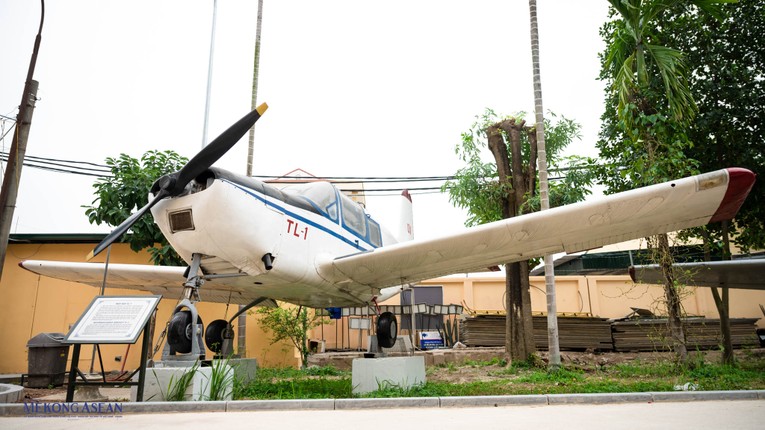 Cận cảnh chiếc máy bay 'made in Viet Nam' đầu tiên 43 năm trước ảnh 2