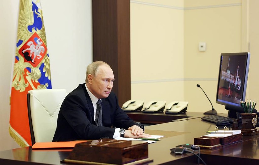 Tổng thống Nga Vladimir Putin tại cuộc họp với Hội đồng An ninh Quốc gia Nga, ngày 19/10. Ảnh: TASS