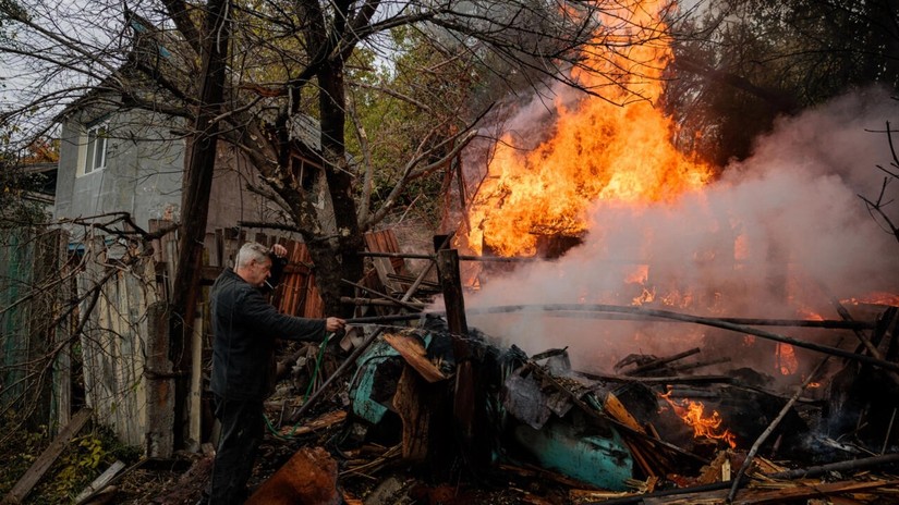 Thị trấn Bakhmut, Donbass sau trận pháo kích, ngày 23/10. Ảnh: AFP
