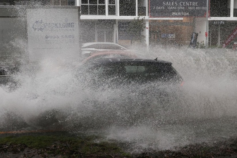Lũ lụt tại Australia đã kéo dài tới tuần thứ 3 liên tiếp và gây ảnh hưởng tới tài sản và tính mạng người dân. Ảnh: Reuters