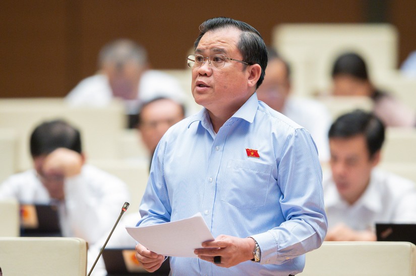 Đại biểu Nguyễn Tâm Hùng - Đoàn ĐBQH tỉnh Bà Rịa - Vũng Tàu đề xuất luật hóa các chính sách khai thác tận thu đặc thù mỏ dầu khí