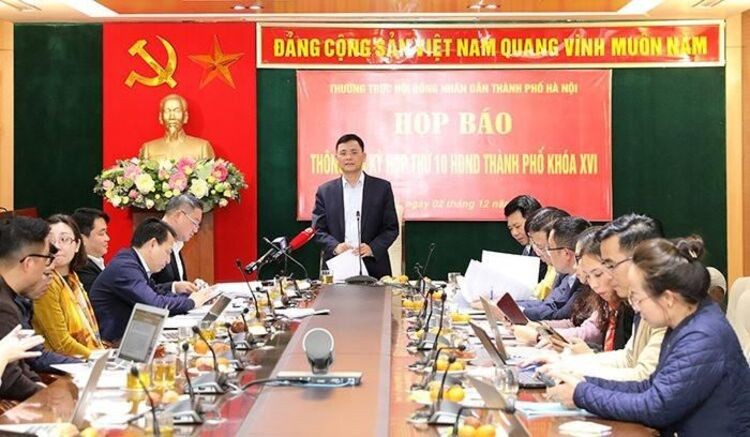 Buổi họp báo thông tin trước kỳ họp thứ 10 HĐND TP Hà Nội (kỳ họp thường lệ cuối năm 2022) chiều 2/12. 