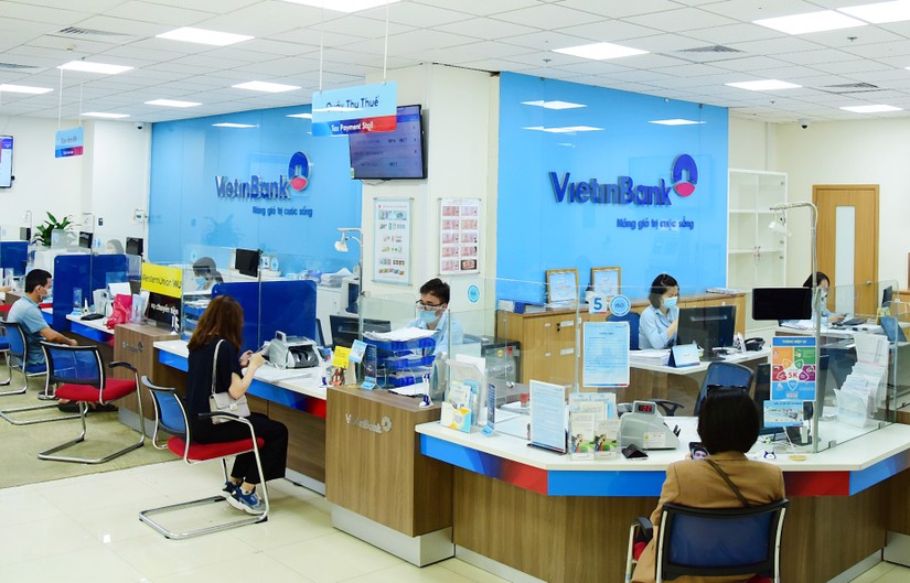 Lãi vượt 21.000 tỷ đồng, VietinBank vẫn đánh mất vị trí Top 3 lợi nhuận ngành