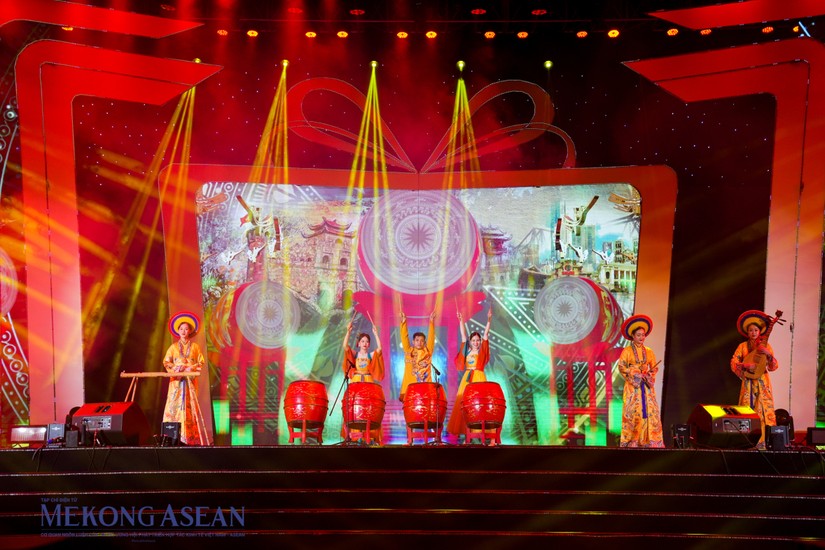 Khai mạc Lễ hội quà tặng du lịch Hà Nội 2023. Ảnh: Thảo Ngân