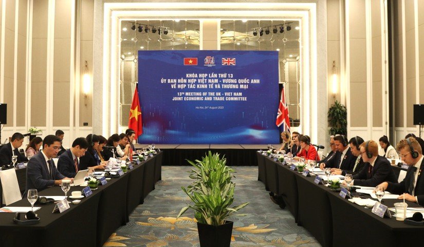 Toàn cảnh Khóa họp lần thứ 13 Ủy ban hỗn hợp về Hợp tác kinh tế và thương mại Việt Nam - Vương quốc Anh. Ảnh: Bộ Công Thương