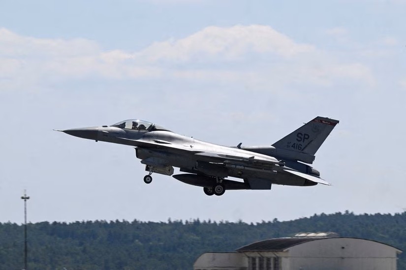Máy bay chiến đấu F-16. Ảnh: Reuters