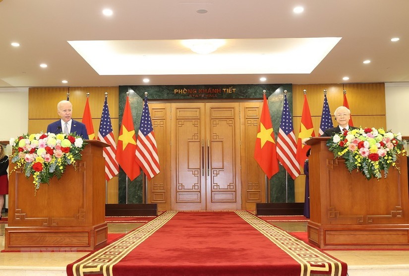 Tổng Bí thư Nguyễn Phú Trọng và Tổng thống Mỹ Joe Biden phát biểu tại cuộc họp báo chung. Ảnh: TTXVN