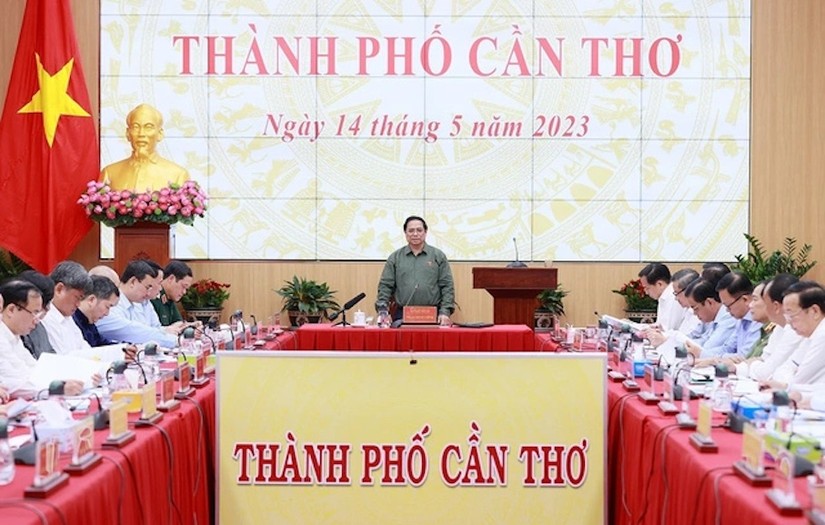 Thủ tướng Phạm Minh Chính làm việc với Ban Thường vụ Thành ủy Cần Thơ. Ảnh: TTXVN