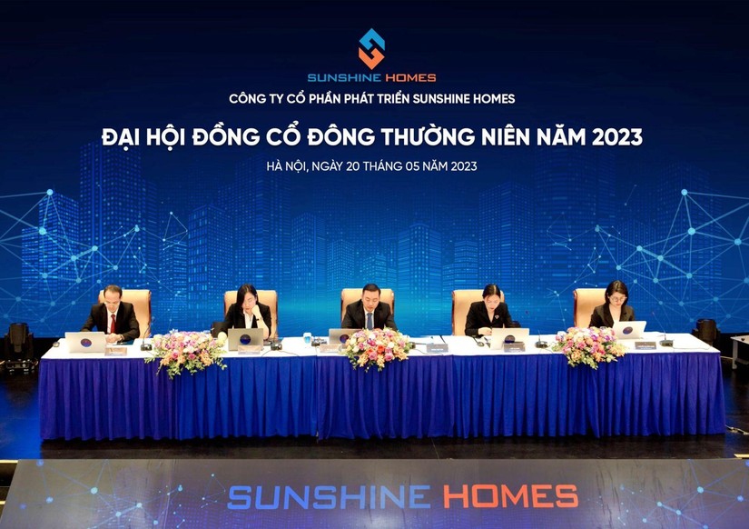 Đoàn Chủ tọa điều hành Đại hội cổ đông thường niên 2023 Sunshine Homes