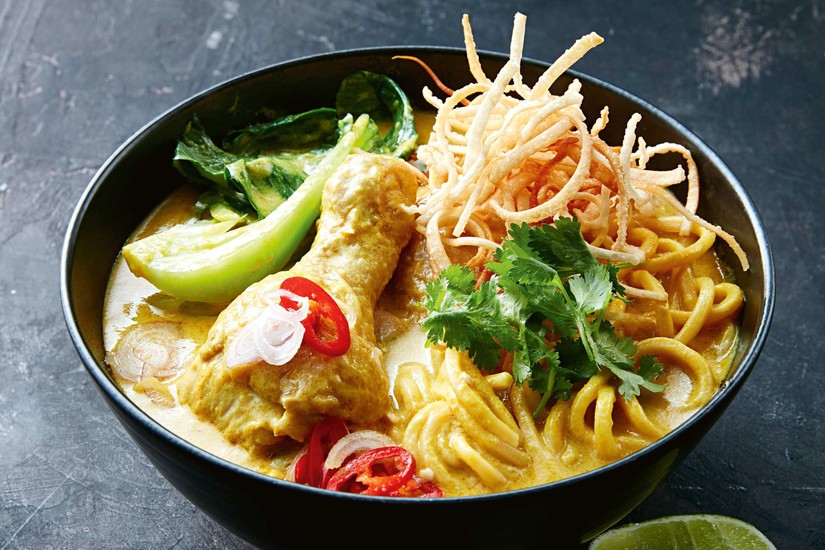Món khai vị được đặt tên là Welcome to Thailand trong thực đơn nước chủ nhà Thái Lan đón khách quý dự APEC 2022, trong đó có 4 món đặc trưng đại diện cho 4 miền của nước này. Món đại diện cho khu vực miền Bắc Thái Lan chính là gạo sợi Khao Soi.