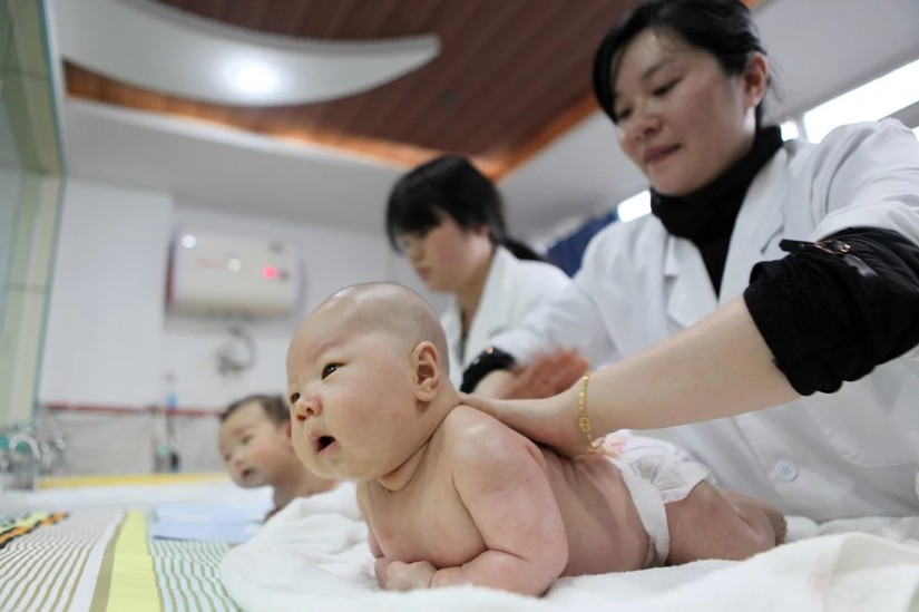 Trung tâm chăm sóc trẻ sơ sinh ở Yongquan, thành phố Trùng Khánh, phía tây nam Trung Quốc. Ảnh: Getty Images