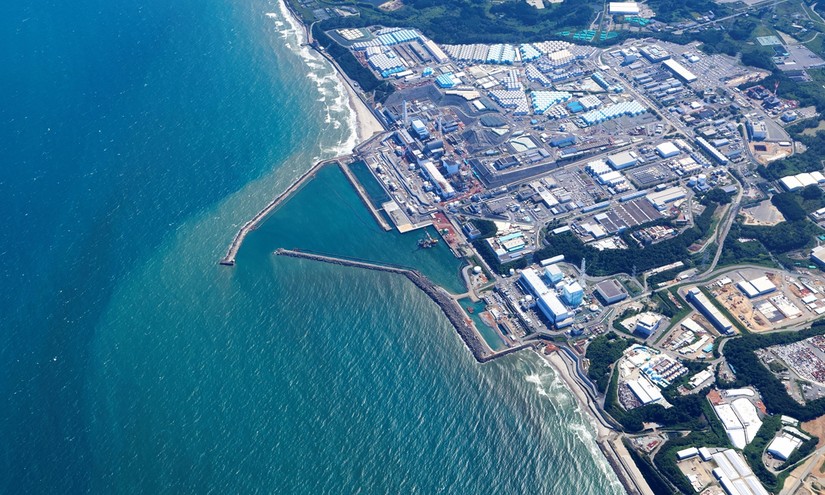 Hình ảnh nước thải đã qua xử lý từ nhà máy điện hạt nhân Fukushima được thải ra biển. Ảnh: VCG