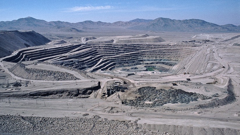 Một mỏ lithium tại Chile. Ảnh: peoplesdispatch