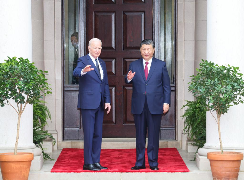 Tổng thống Mỹ Joe Biden và Chủ tịch Trung Quốc Tập Cận Bình gặp nhau bên lề APEC ngày 15/11/2023. Ảnh: Tân Hoa Xã