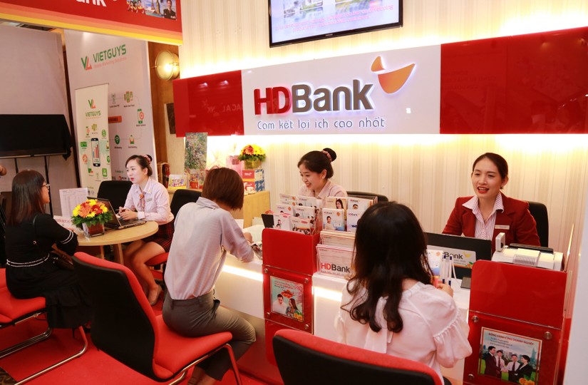 Phó Tổng Giám đốc HDBank đăng ký mua 200.000 cổ phiếu