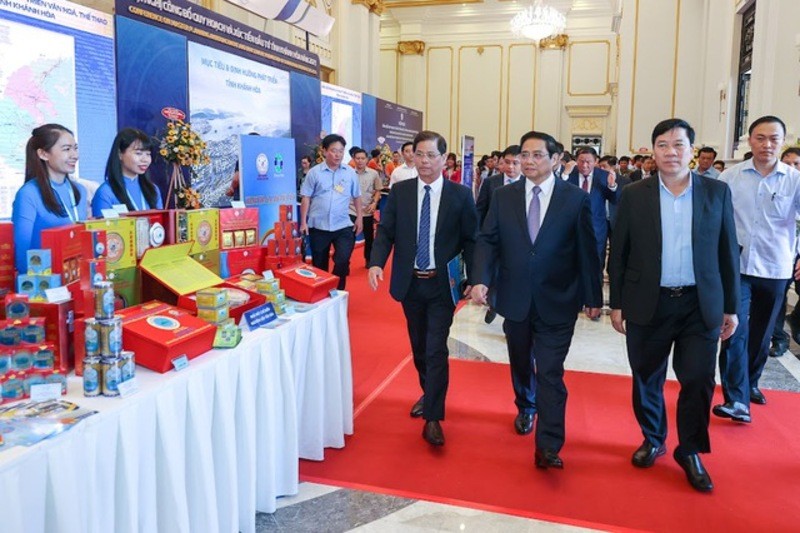 Thủ tướng Phạm Minh Chính cùng các đại biểu tham dự Hội nghị. Ảnh: VGP