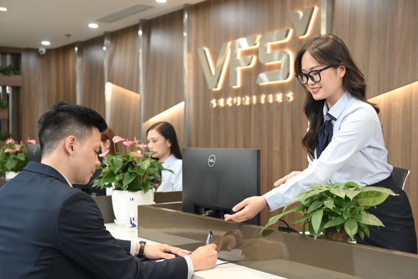 Chứng khoán Nhất Việt muốn tăng gấp đôi vốn điều lệ 