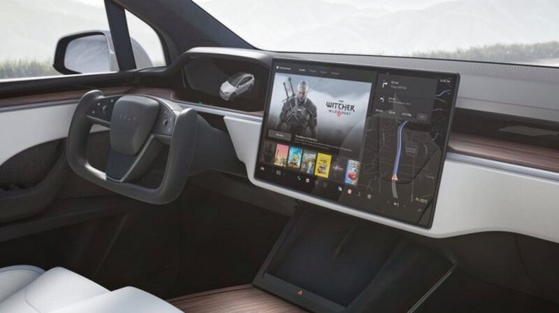 Mỹ chính thức điều tra xe điện Tesla về tính năng chơi game khi lái xe 