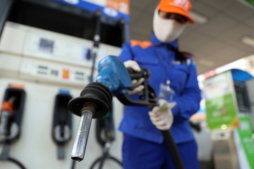 Giá xăng dầu dự báo sẽ tăng vào kỳ điều hành 1/4 tới đây. Nguồn: Báo Chính phủ.
