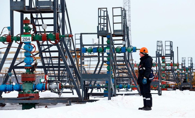 Giá dầu tăng trở lại khi EU quyết định "cấm vận hoàn toàn" năng lượng Nga. Nguồn: The Sun Daily.