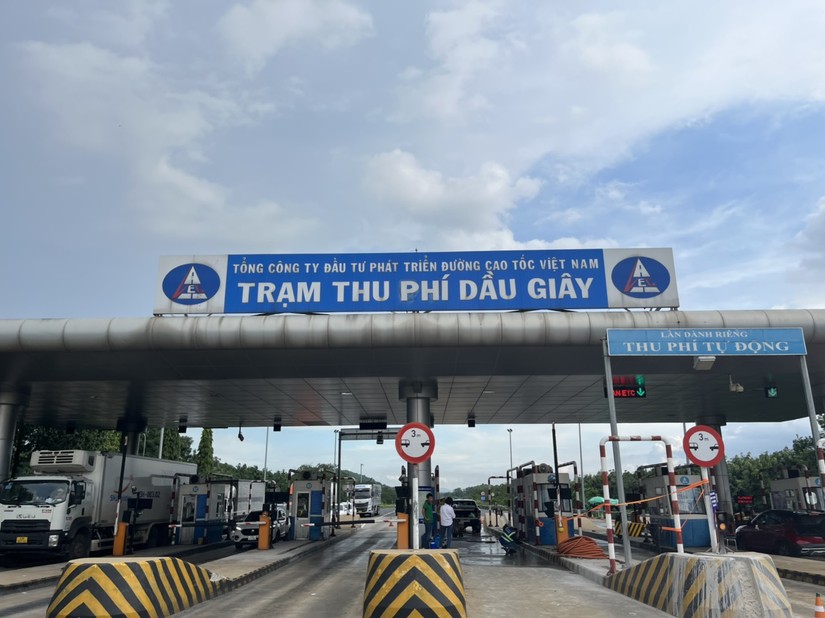Thêm làn thu phí không dừng trên tuyến cao tốc TP HCM - Long Thành - Dầu Giây. Nguồn: VETC.