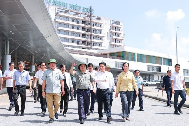 Thủ tướng kiểm tra, đôn đốc 3 dự án bệnh viện lớn tại Hà Nam. Nguồn: VGP.