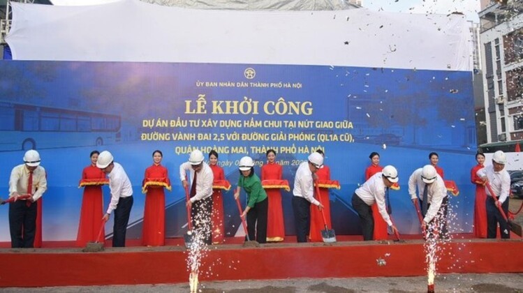 Hà Nội khởi công xây dựng hầm chui Vành đai 2,5 qua đường Giải Phóng.