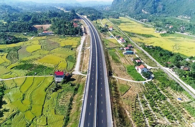 Thủ tướng chấp thuận tách cao tốc Hữu Nghị - Chi Lăng thành dự án độc lập.