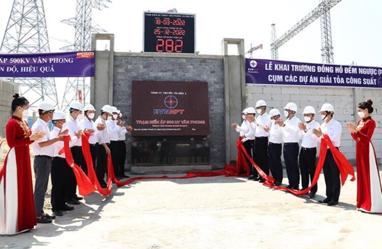 Chính thức đóng điện Dự án đường dây 500kV Vân Phong - Vĩnh Tân. Nguồn: EVN.