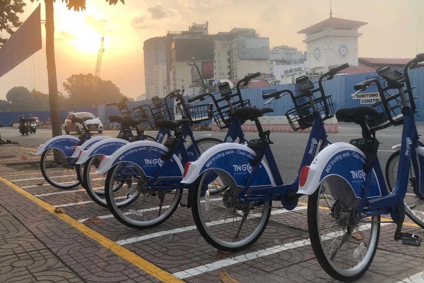 Điểm trạm xe đạp công cộng đầu tiên được đặt tại quận Ba Đình. Nguồn: Lazoko.