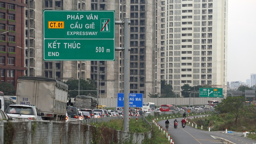 Hà Nội phân luồng cho phương tiện ra vào Thủ đô dịp Tết để tránh ùn tắc. 