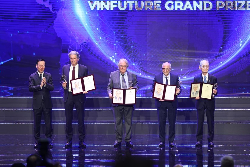 Chủ nhân của giải thưởng chính trị giá 3 triệu USD tại VinFuture 2023. 