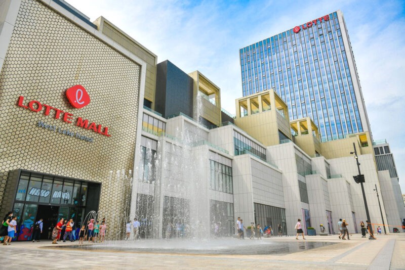 TTTM Lotte Mall West Lake Hà Nội.