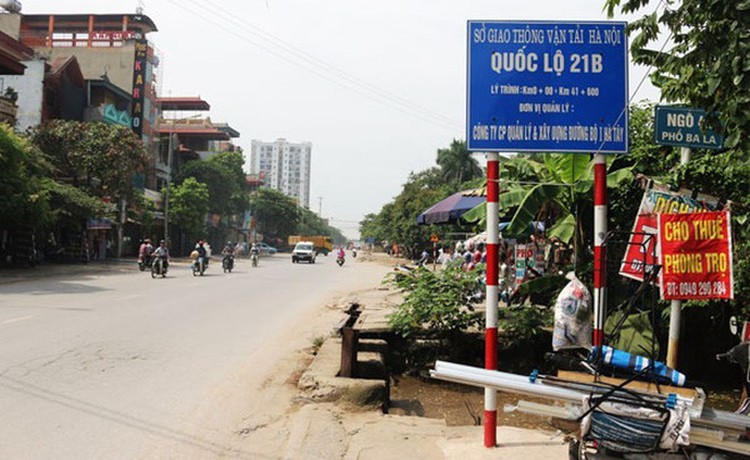Quốc lộ 21B đoạn qua huyện Ứng Hòa, TP Hà Nội. 