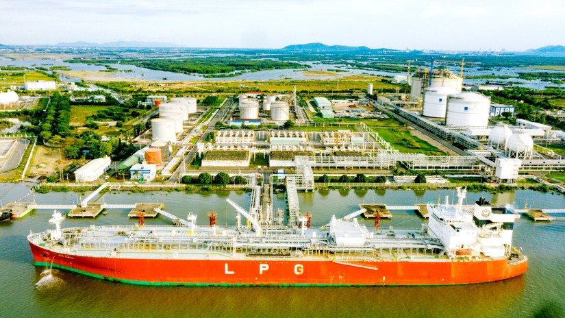 Hạ tầng kho cảng PV GAS Vũng Tàu đáp ứng giải pháp năng lượng theo mô hình kinh doanh tích hợp LPG/CNG/LNG. Nguồn: PV GAS.