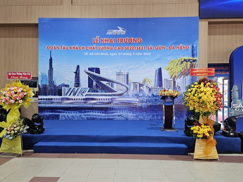 Lễ khai trương đoàn tàu chất lượng cao Sài Gòn - Đà Nẵng SE21/SE22. Nguồn: VNR.