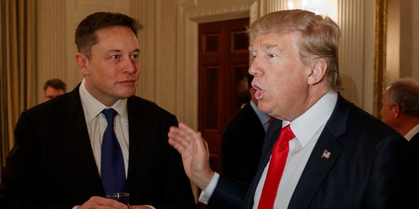 Tổng thống Mỹ Donald Trump Elon và ông Elon Musk tại một diễn đàn vào tháng 2/2017 ở Washington. Ảnh: Getty Images