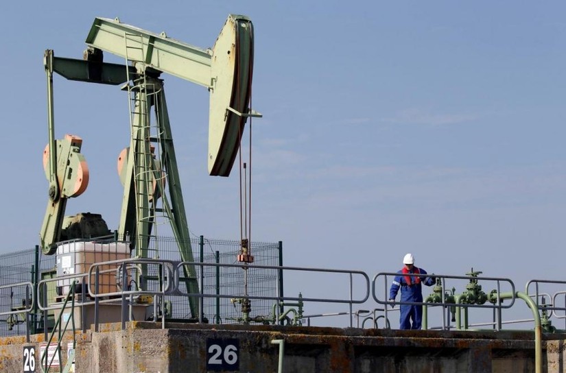 OPEC và Nga vẫn tăng sản lượng bất chấp giá dầu giảm sâu