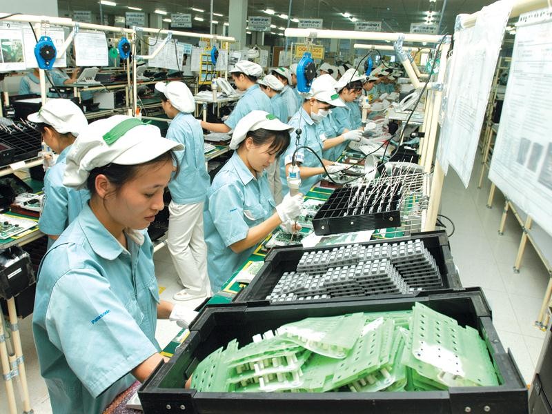 Standard Chartered dự báo GDP quý III của Việt Nam sẽ tăng 10.8%