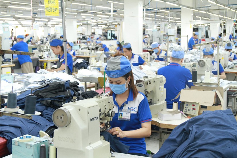 Mirae Asset: Xuất khẩu dệt may Việt Nam giảm tốc từ tháng 10/2022