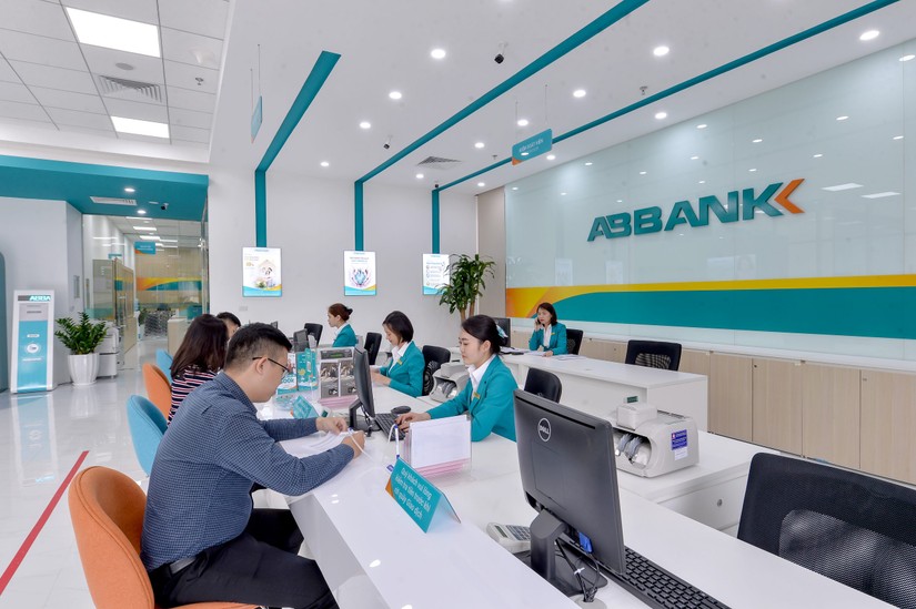 Nhiều chi phí phát sinh, ABBank báo lãi trước thuế 2022 giảm 13% 