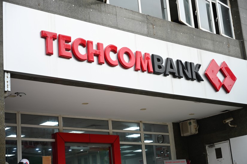 Techcombank cấp khoản tín dụng 2.300 tỷ đồng cho hai công ty