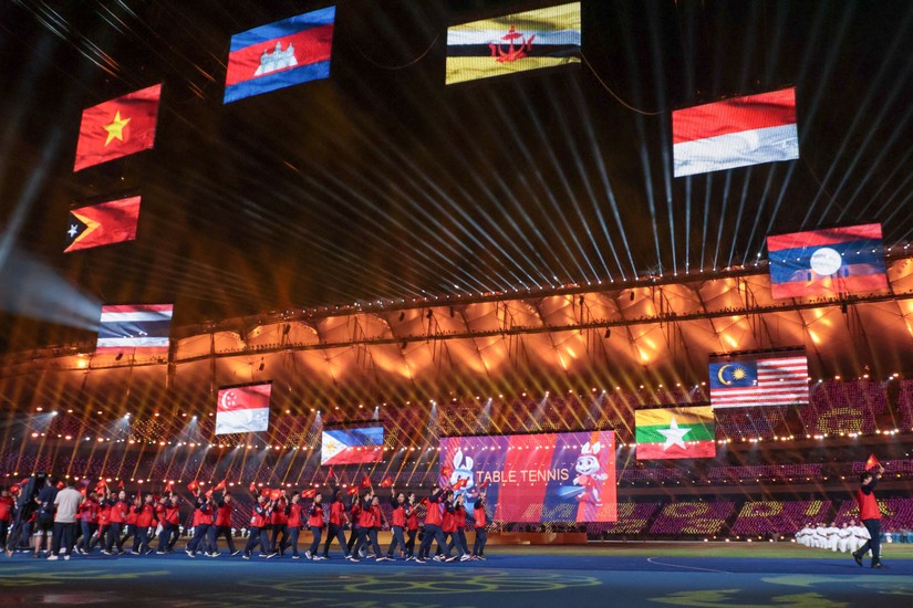 Bế mạc SEA Games 32: Campuchia khép lại kỳ đại hội ấn tượng