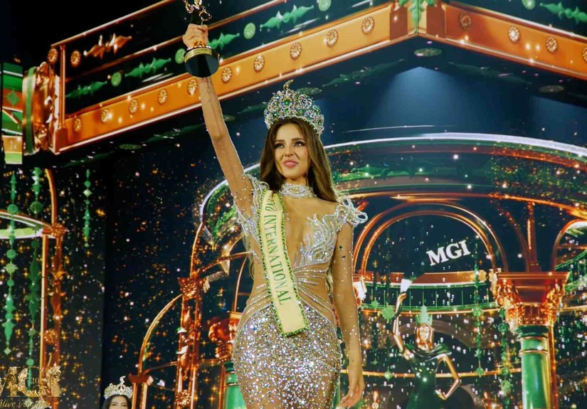 Tân Hoa hậu Hòa bình Quốc tế 2023 thuộc về đại diện đến từ Peru -Luciana Fuster (Ảnh: Ban tổ chức)