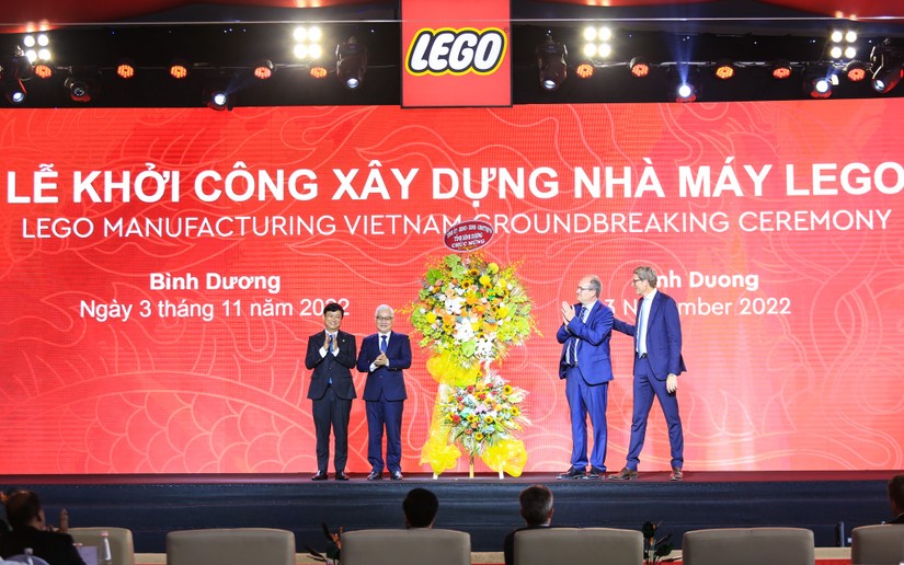 Lễ khởi công nhà máy thứ 6 của Tập đoàn LEGO. Ảnh: VGP