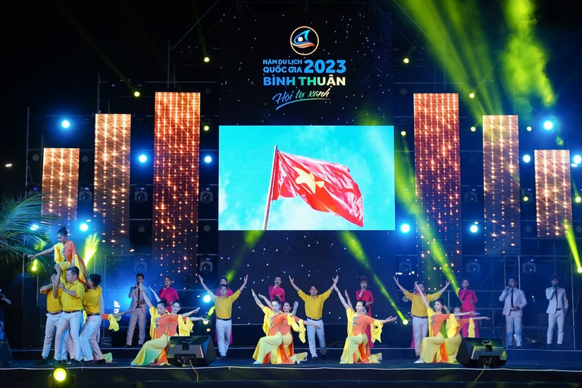 Lễ Công bố Năm Du lịch Quốc gia 2023 “Bình Thuận – Hội tụ xanh”. Ảnh:Binhthian.gov