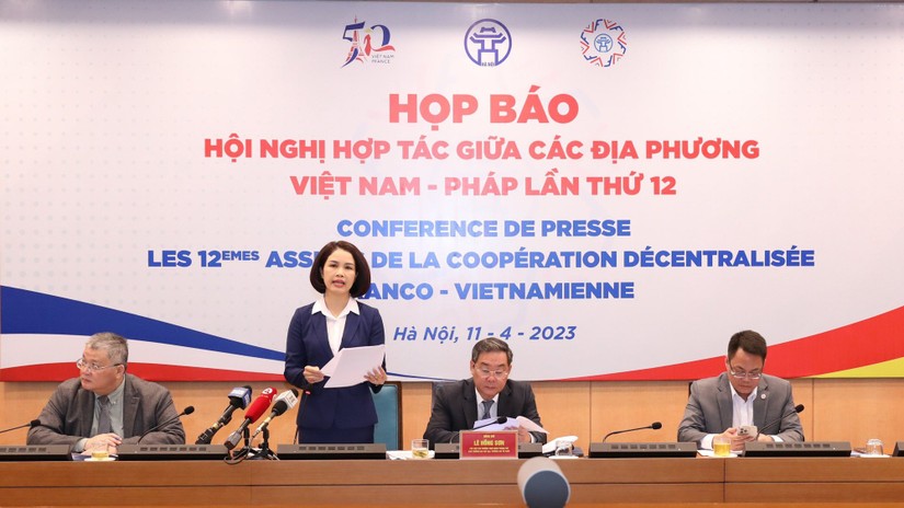Họp báo Hội nghị hợp tác giữa các địa phương Việt Nam - Pháp lần thứ 12. Ảnh: VGP
